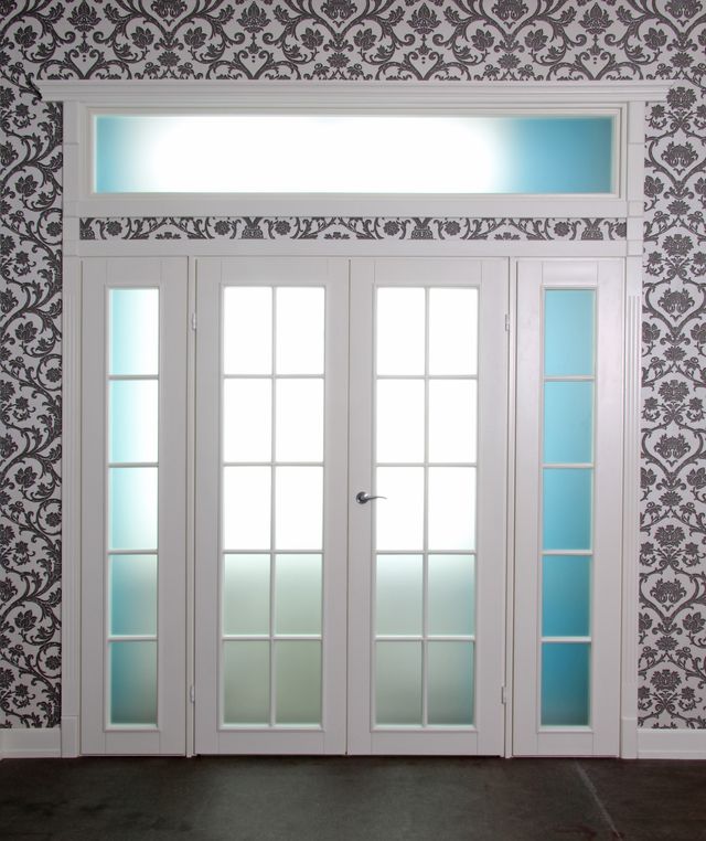 Дверь финская с четвертью PRO 12R MATTIOVI облегченная, под стекло, белая эмаль. Фото №3