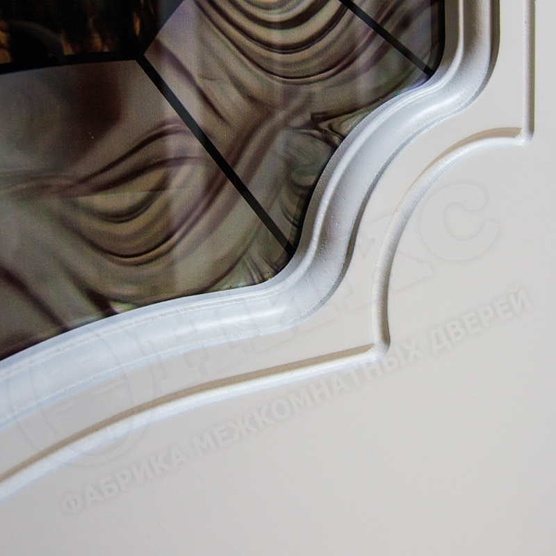 Дверь Оникс Венеция фрезерованная эмаль белая, контурный витраж №2. Фото №3