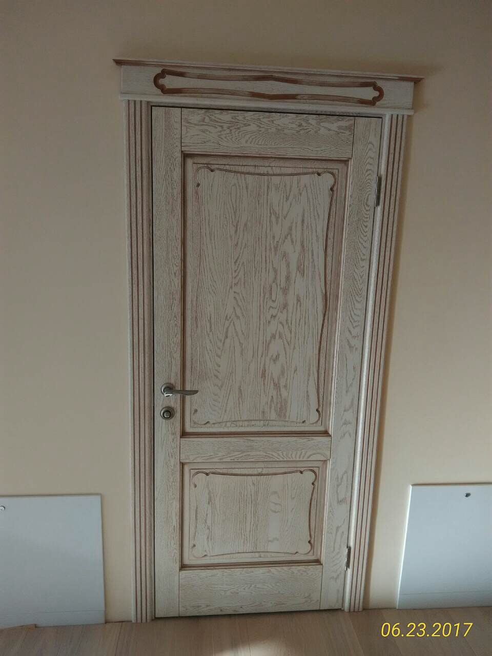 Дверь Итальянская Легенда массив дуба Д6 с патиной