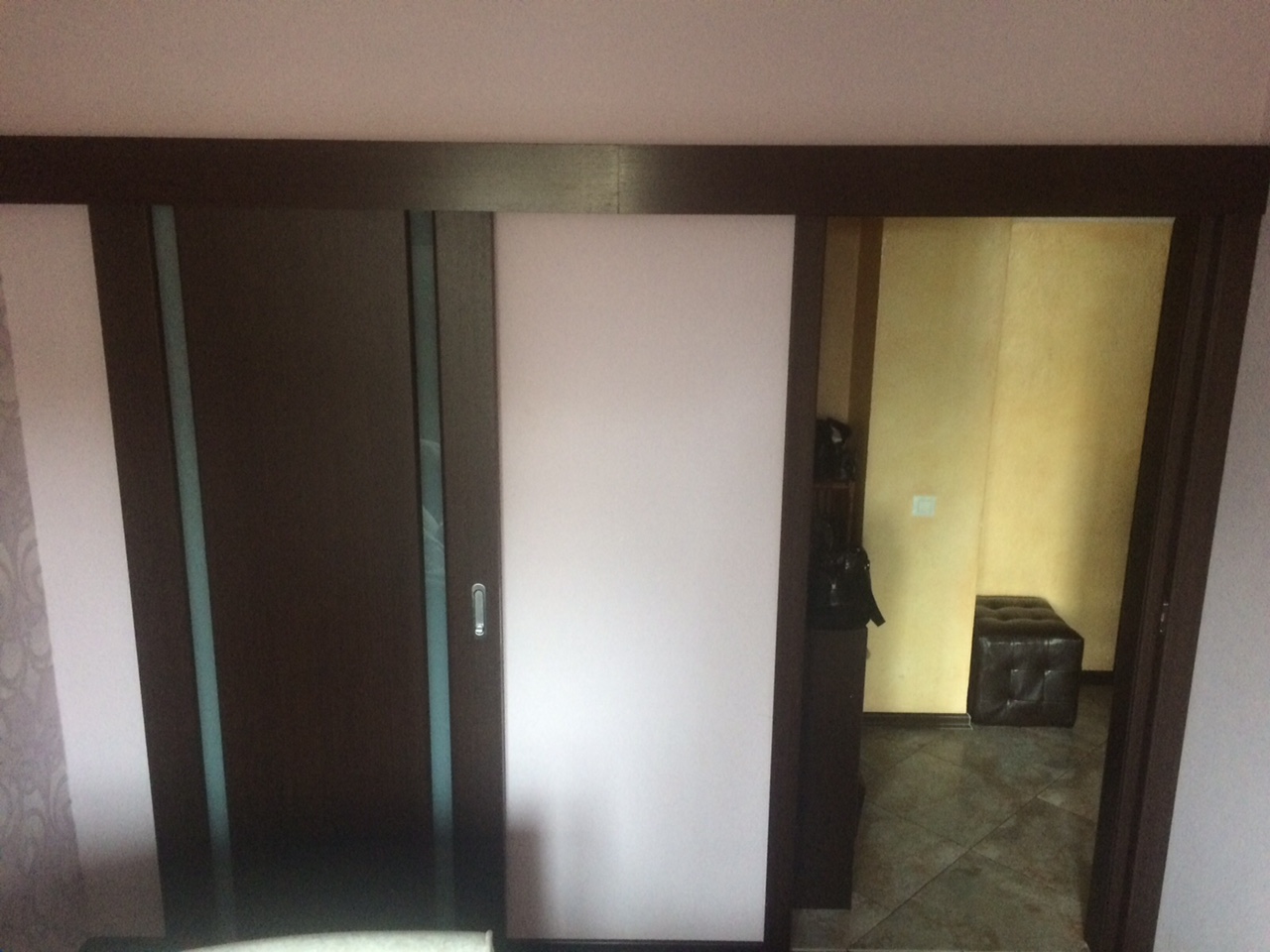 Дверь фабрики Оникс "Престиж-2" одна раздвижная на два проема