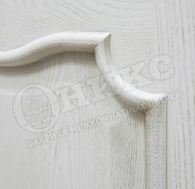 Дверь Оникс Венеция эмаль слоновая кость с патиной, фьюзинг "Ажур". Фото №3