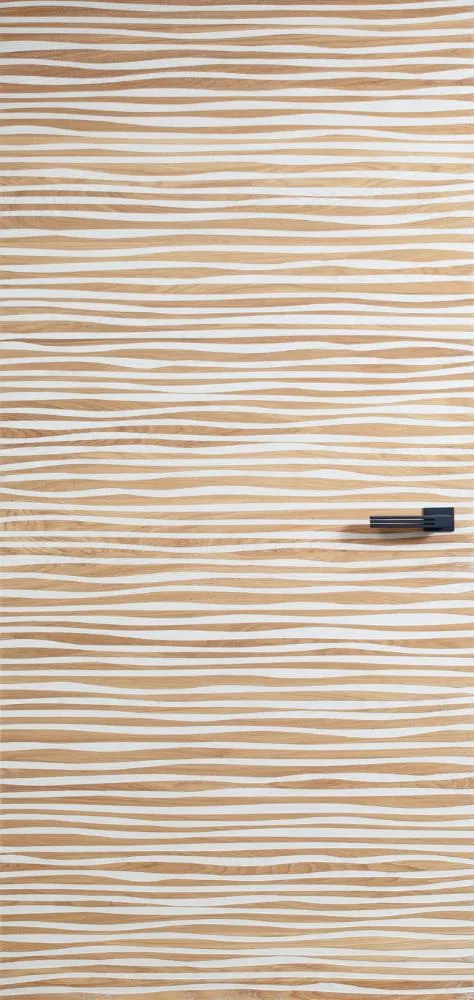 Двери в интерьере - Дверь ПМЦ Design массив дуба Parallel белая эмаль, глухая